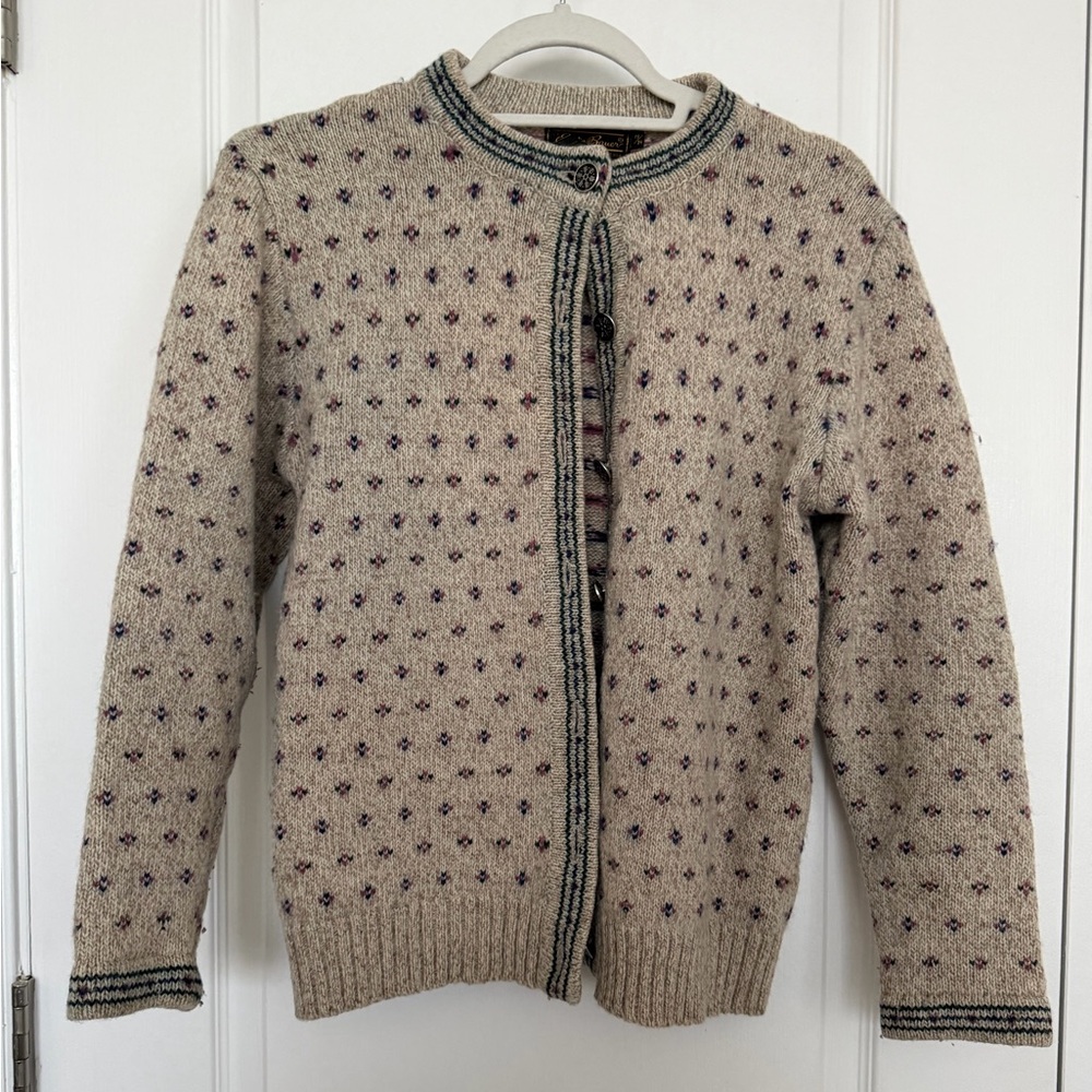 Vintage Eddie Bauer Wool Blend Knit Patterned Cardigan w/ Snowflake Buttons Sz M